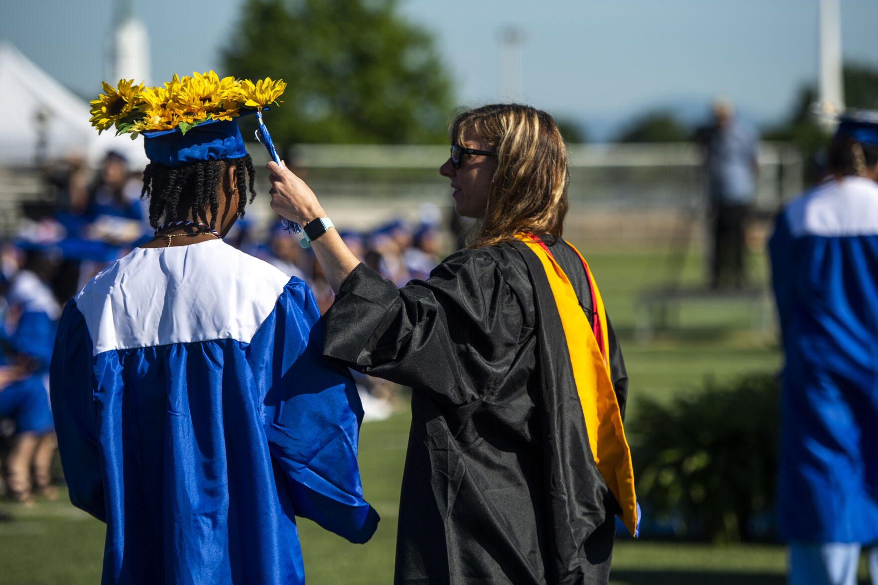 EC Glass Graduation 32